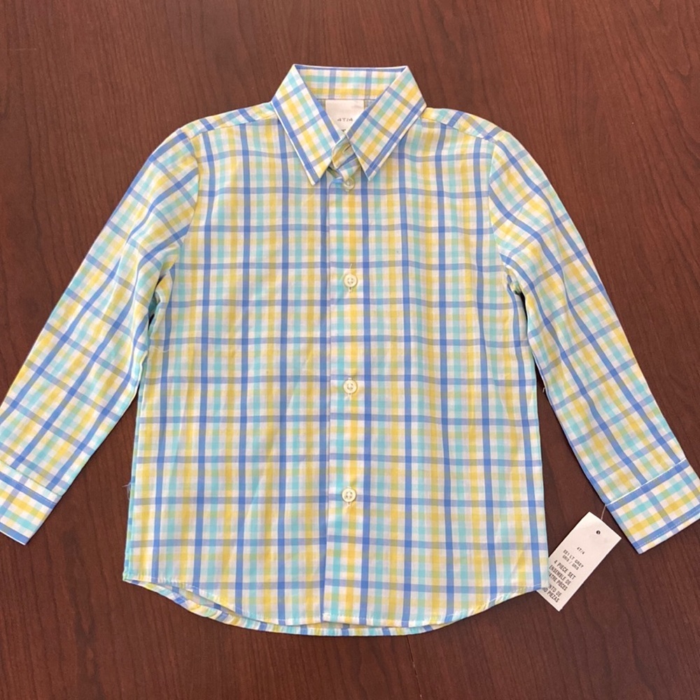 Lot of 4 Boy’s Long Sleeve Button Down Shirts